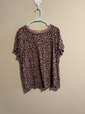 torrid Leopard Print Short Sleeve Tee